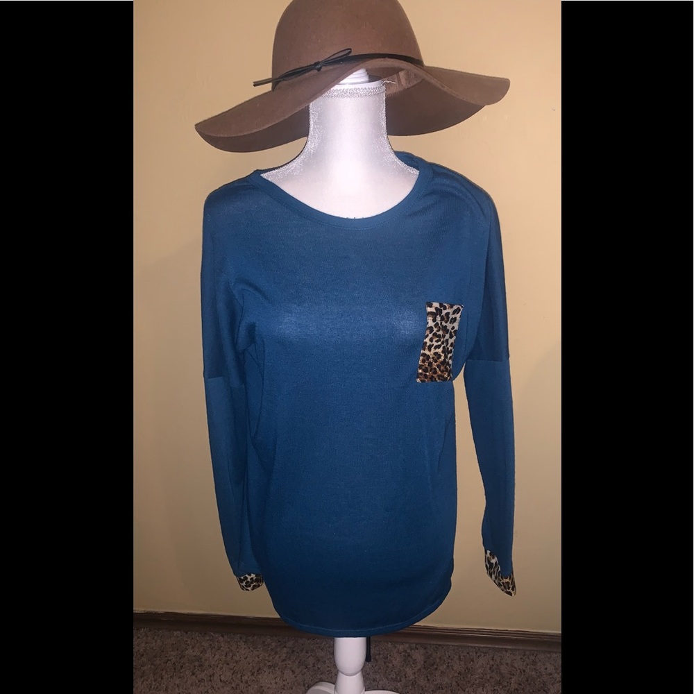 Miss 2 Day Teal L/S Blouse - Leopard Pocket & Cuffs - Size Medium